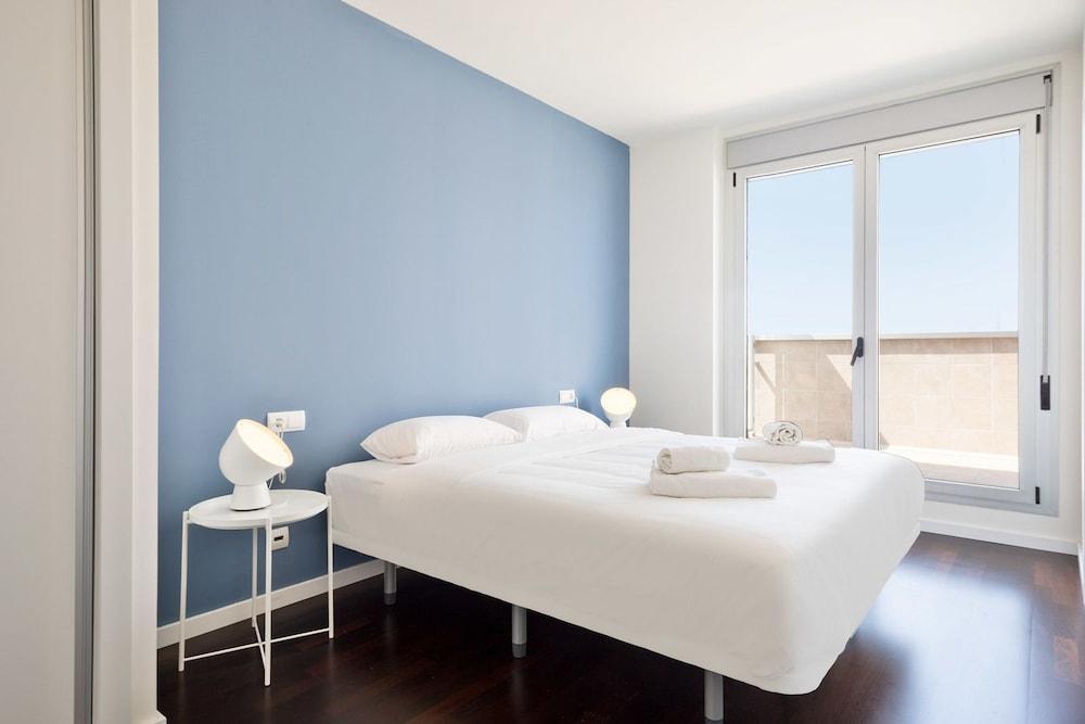 Olala Port Forum Apartments 圣阿德里安-德贝索斯 外观 照片