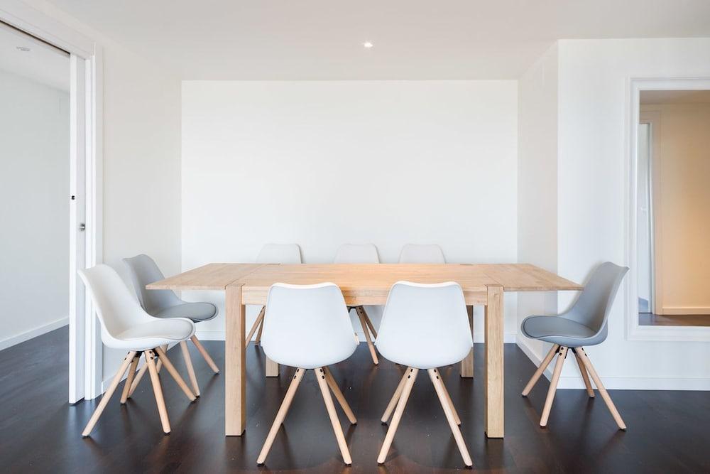Olala Port Forum Apartments 圣阿德里安-德贝索斯 外观 照片