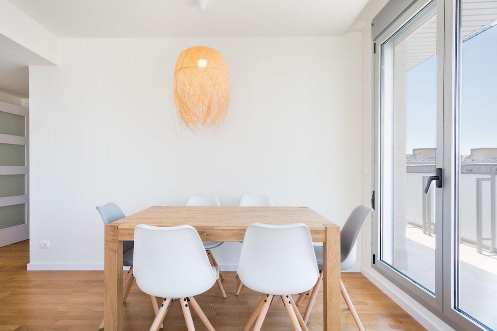 Olala Port Forum Apartments 圣阿德里安-德贝索斯 外观 照片
