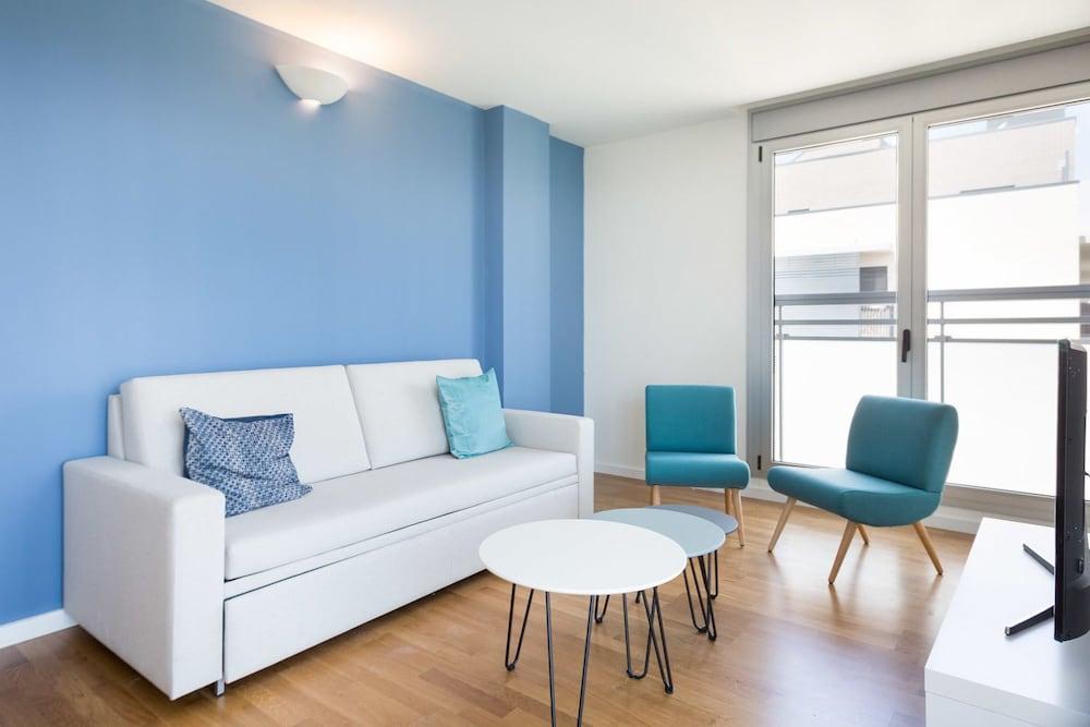 Olala Port Forum Apartments 圣阿德里安-德贝索斯 外观 照片